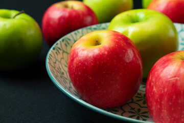red and green apples