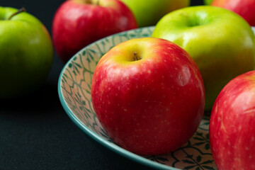 red and green apples