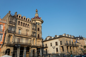 Fototapeta na wymiar Torre de los Moreno en Ribadeo