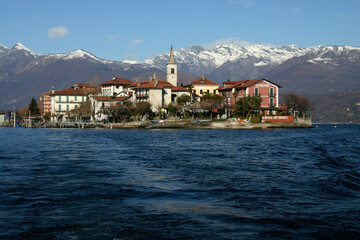 Fototapeta na wymiar The fishermen island, Lake Maggiore, Italy