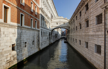 Fototapeta na wymiar Traditional Bridge of Sighs, Venice, Italy