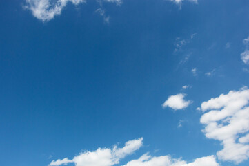 white clouds in the blue sky