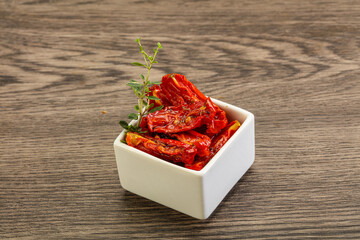 Sun-dried tomato in olive oil