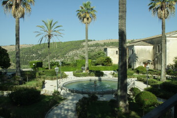 Fototapeta premium fountain in the park