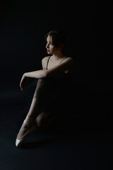 jung e frau tanz taenzerin ballerina pose model balett © fotoak80