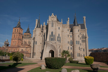 Fototapeta premium Hermoso Palacio Episcopal de Astorga y catedral de Astorga, España
