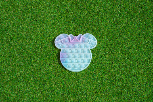 Anti stress pop it jouet sensoriel color&eacute; pour enfant jeux mains
