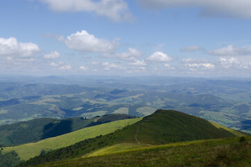 Fototapeta premium view of the mountains
