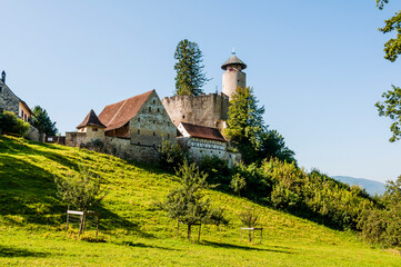 Arlesheim, Schloss Birseck, Ermitage, Dornach, Birseck, Landwirtschaft, Wald, Spazierweg, Wanderweg, Baselland, Sommer, Schweiz
