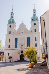 Arlesheim, Dom, Arlesheimer Dom, Domplatz, Kirche, Brunnen, historische Häuser, Spazierweg,...