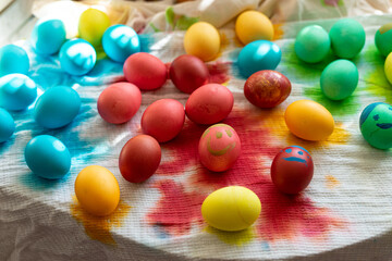 Fototapeta na wymiar Chocolate eggs in colorful foil for easter