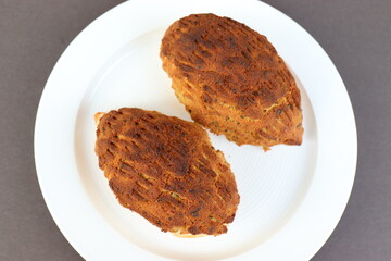 Hühnerbrust mit Mandel-Kräuterkruste.