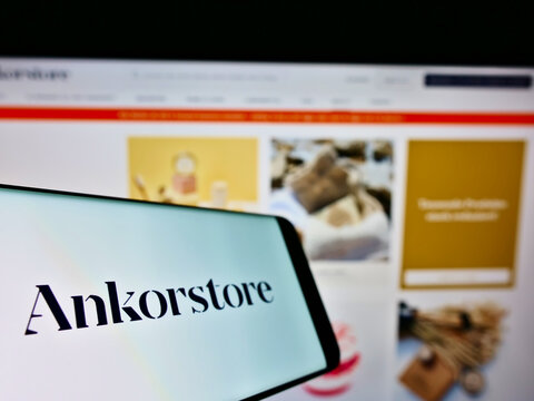 STUTTGART, GERMANY - May 26, 2021: Smartphone With Logo Of French B2B Marketplace Company Ankorstore SAS On Screen In Front Of Website.