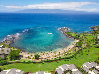 Obraz premium Aerial view of Kapalua coast in Maui, Hawaii. famous tropical destination.