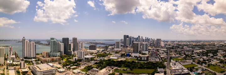 Fototapeta na wymiar Wide angle panorama Downtown Miami FL aerial