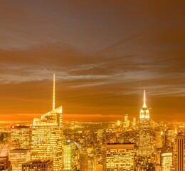 Obraz premium View of New York Manhattan during sunset hours