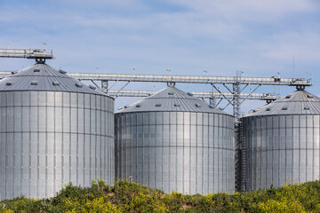 Agriculture storage tanks