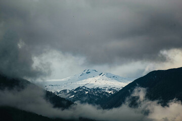Fototapeta na wymiar Mountain in Hornopiren, Los Lagos, Chile.