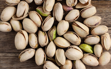 Pistachio nuts on wood 72 dpi