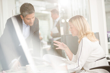 Fototapeta premium Business people talking in office