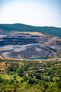 gran corta de Fabero, mina de carbón  a cielo abierto en Leon España