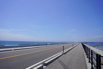 海岸沿いの絶景ドライブルート