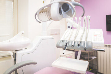 Dentita e visita dentistica. Studio dentistico.