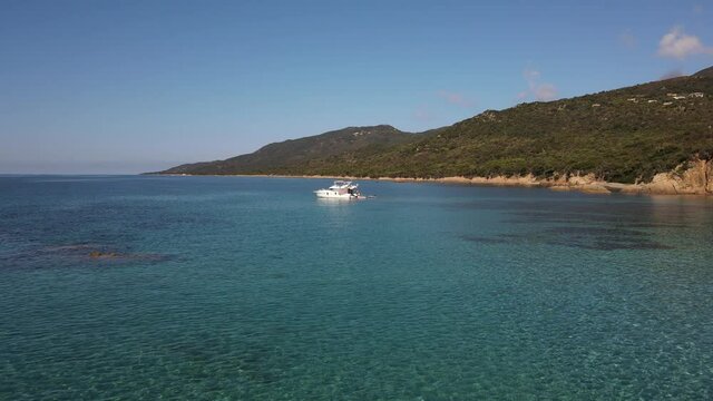 plage paradisiaque de Cupabia le matin - Corse
