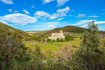 Fototapeta na wymiar Charming abbey among vineyards