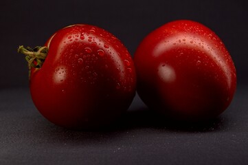many tomatoes on table