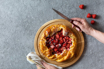 Opened strawberry pie.