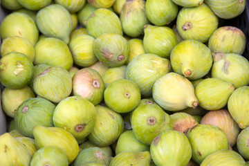 Green Figs on Market