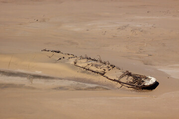 Schiffswrack in der Wüste