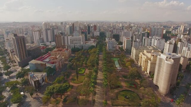 Belo Horizonte - Minas Gerais - A&eacute;rea - Pra&ccedil;a da Liberdade - Centro