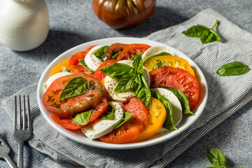 Healthy Homemade Heirloom Tomato Caprese Salad