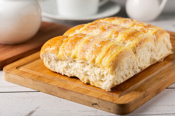 Sweet bread with cream and coconut.