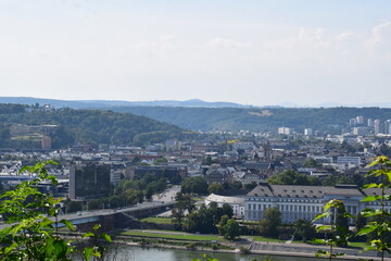Stadtansicht von Koblenz mit Schloß
