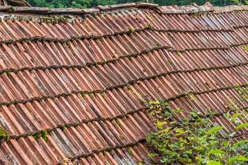 Kaputtes Dach am Altbau
