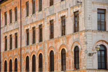 Obraz premium Old building in via dei Genovesi, Trastevere district