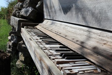 Outdoor-Piano
