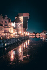 Krantor in Danzig bei Nacht
