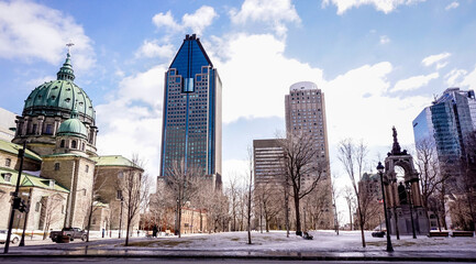 Fototapeta na wymiar Winter city sights in Montreal, Canada