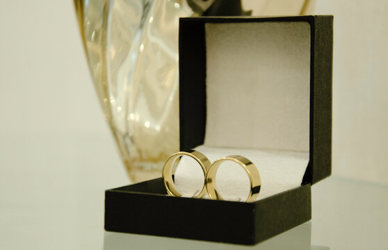 Par de alian&ccedil;as de casamento