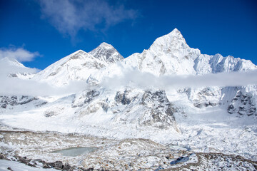 Mount Everest from journey to base camp. - obrazy, fototapety, plakaty