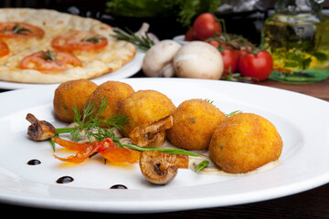 beer snack spicy balls with bacon and cheese
