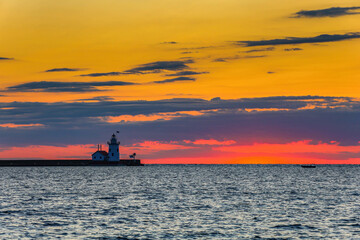 Obraz premium Harbor Beach Lighthouse, Lake Harbor, USA