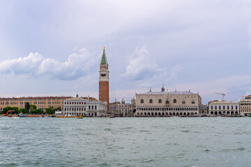 Fototapeta na wymiar Panoramic view of the city of Venice, with a sky full of bluish clouds