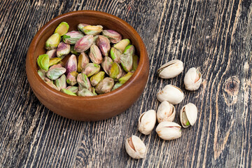 ripe roasted pistachios sprinkled with salt