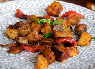 HOMEFRIES WITH VEG