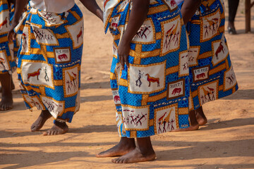 African women doing traditional dances barefoot	
